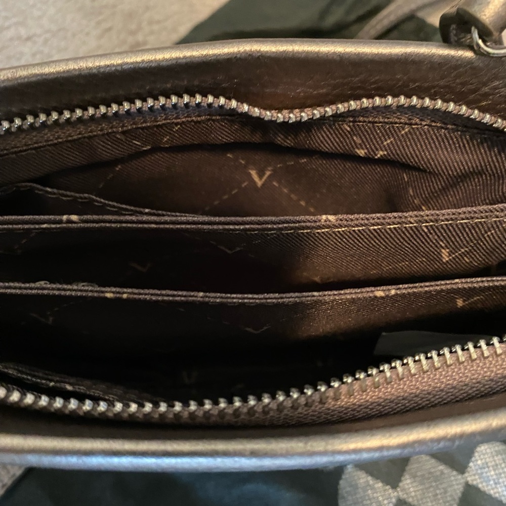 Vince Camuto gold (bronze) leather cross body bag - Picture 4 of 14